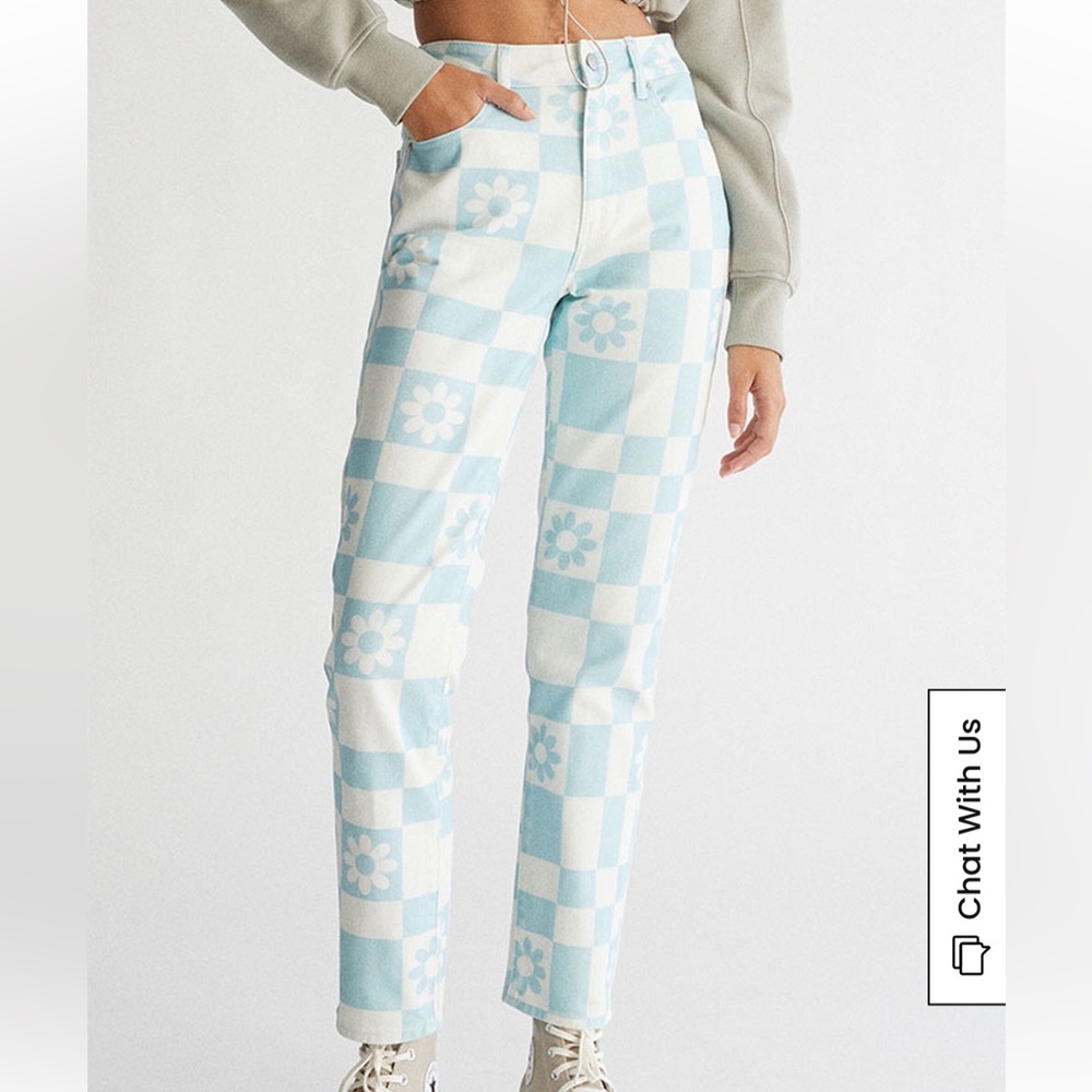 PacSun daisy mom jeans